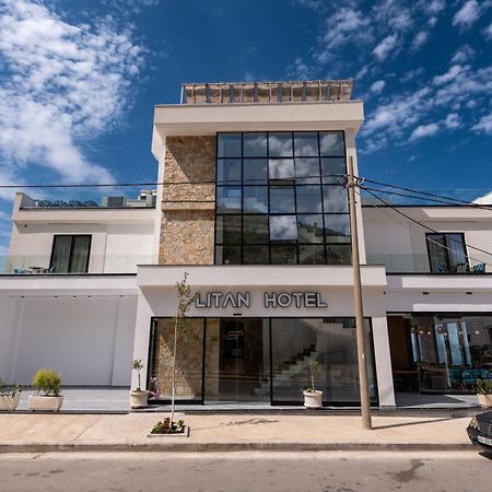 Litan Hotel Sarandë Exteriör bild