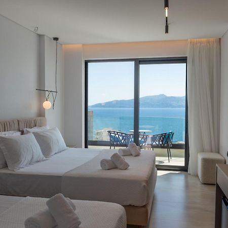 Litan Hotel Sarandë Exteriör bild