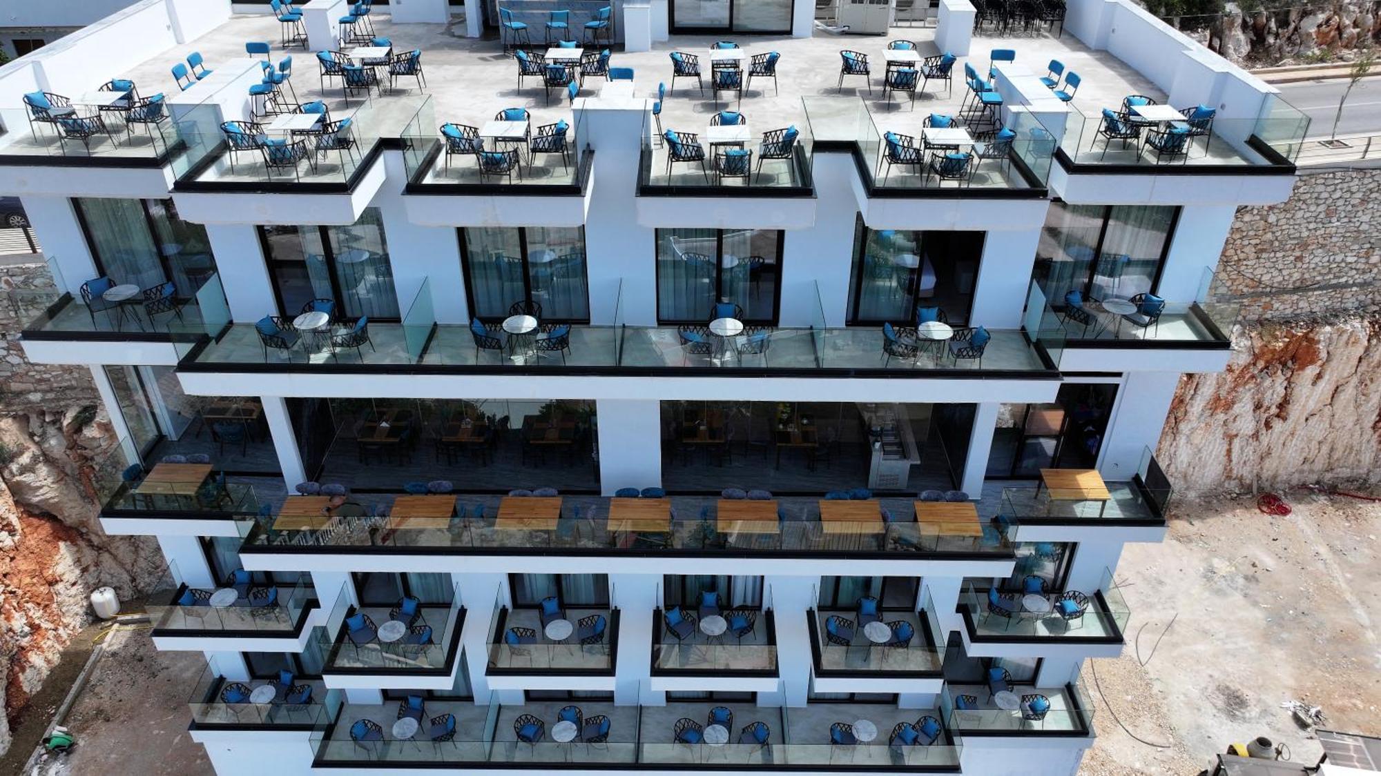 Litan Hotel Sarandë Exteriör bild